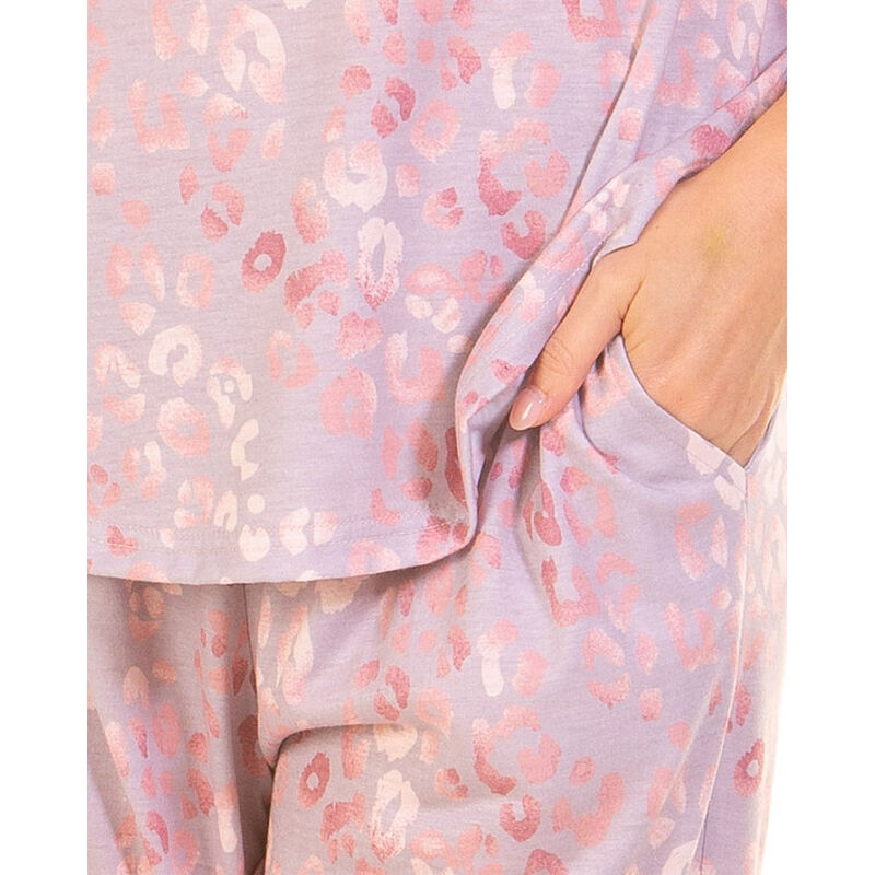 Wysteria Lane Rose Leopard Crew Neck Short Sleeve Cropped Pyjama Set image number 2
